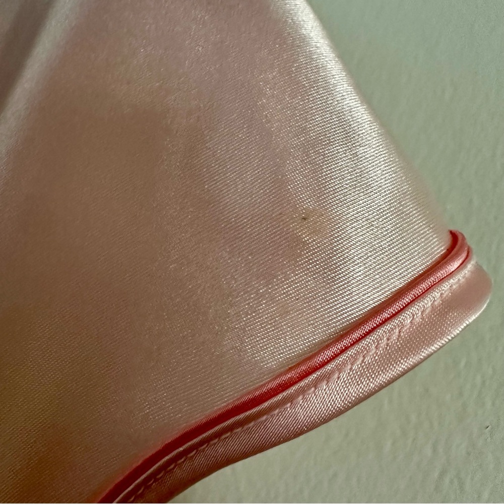 MOVED➡️ @lookmostlikely | Vintage Oscar de la Renta Pink Label Satin Nightgown - Picture 5 of 10